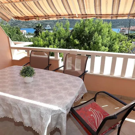 Ivanka Apartment *